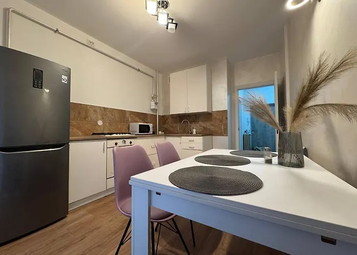 з балконом у новобудові вулиця вашингтона-шафарика Apartmán *